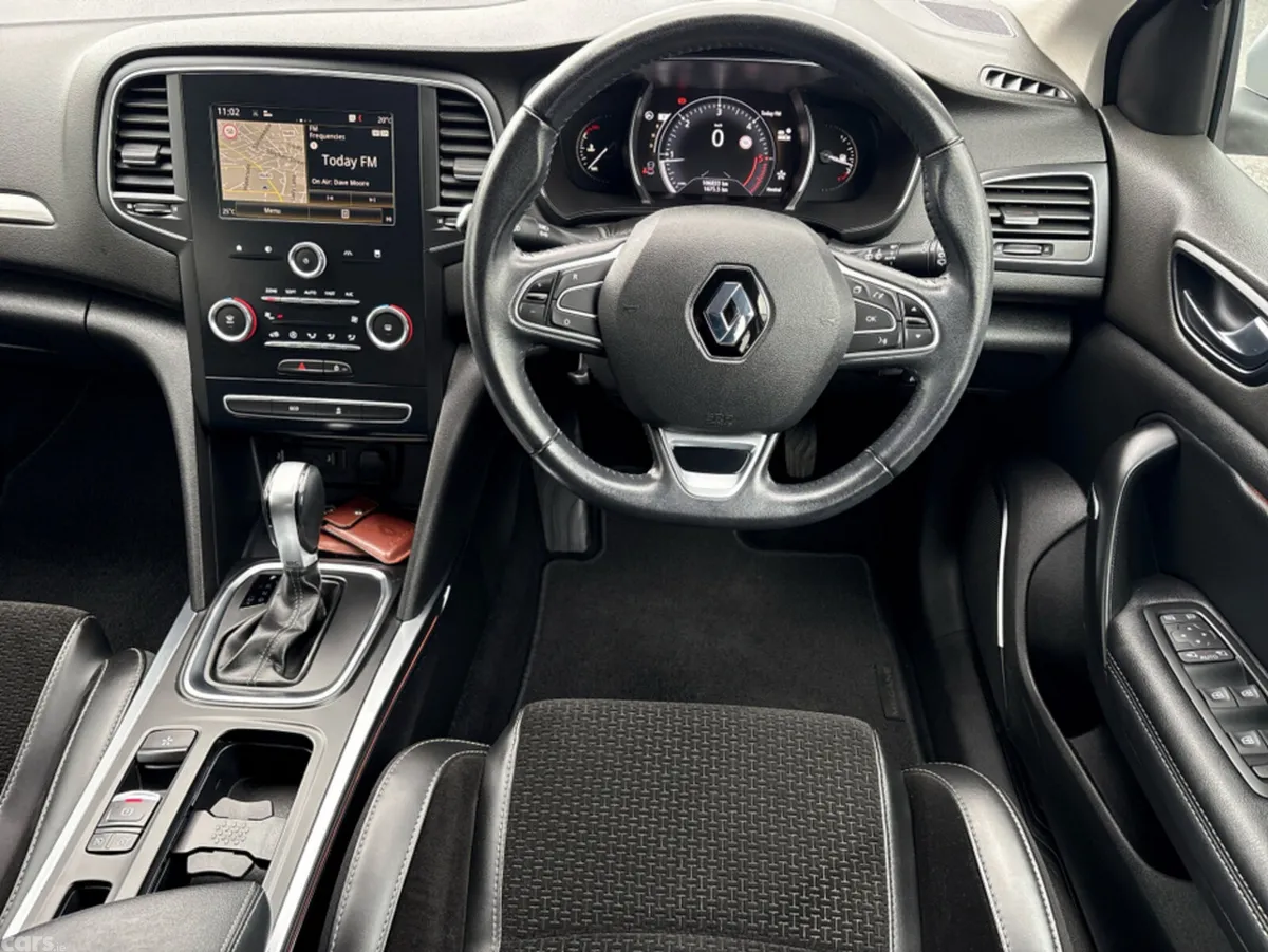 Renault Megane Hatchback, Diesel, 2018, Grey