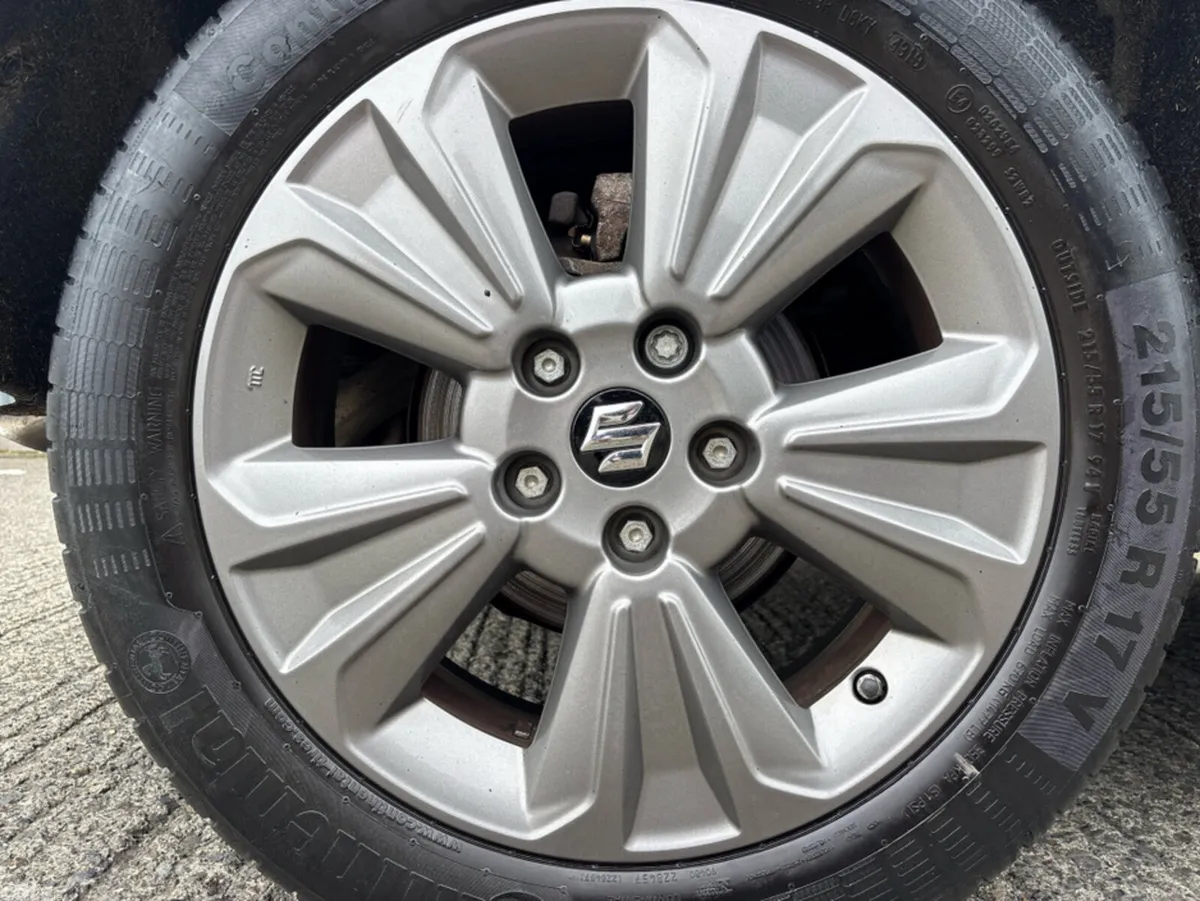 Suzuki Vitara Estate, Petrol, 2021, Grey