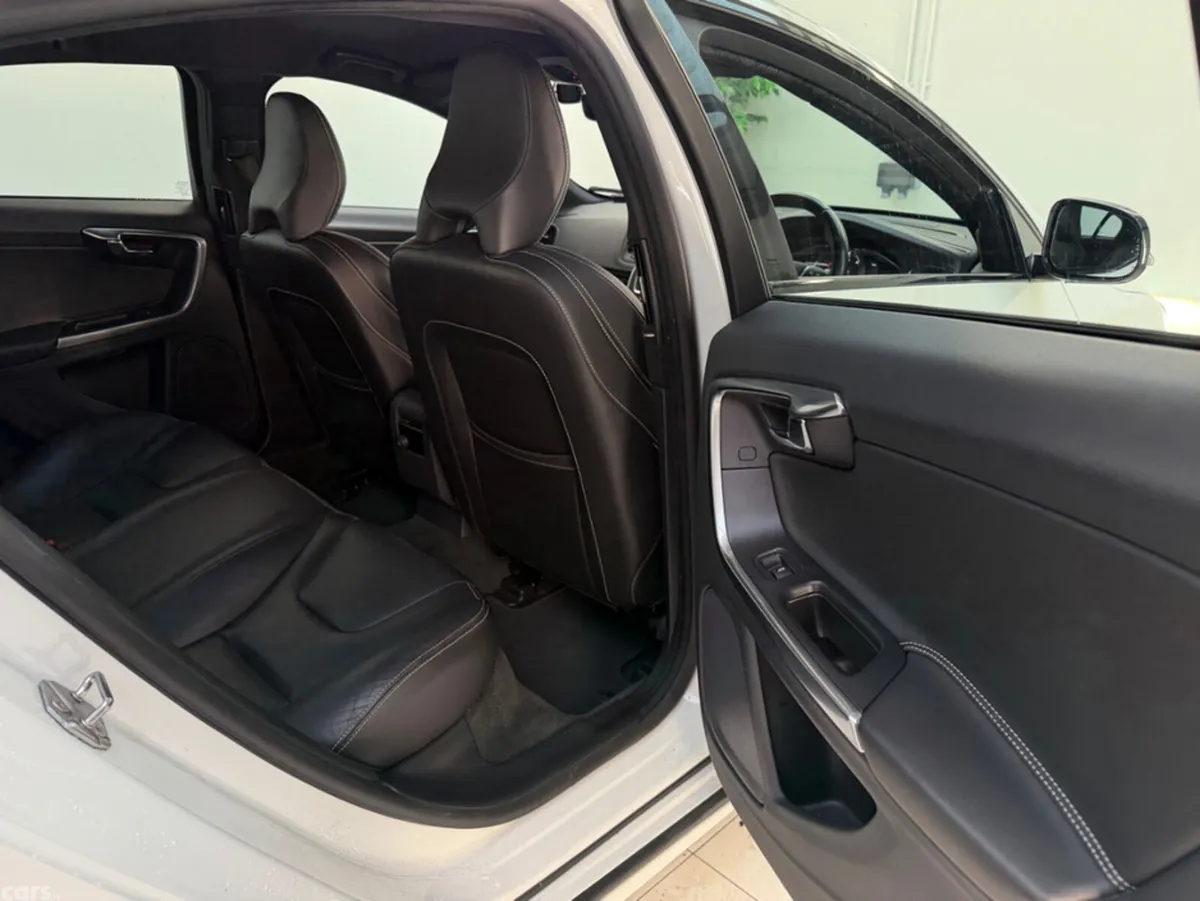 Volvo S60 Saloon, Diesel, 2017, White