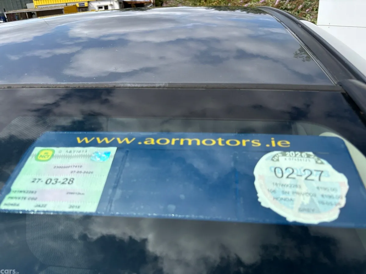 Honda Jazz Hatchback, Petrol, 2018, Grey