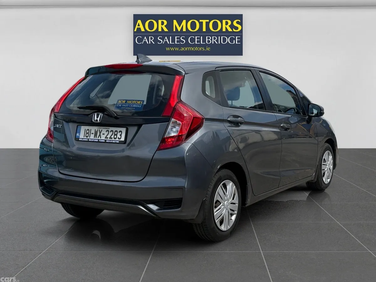 Honda Jazz Hatchback, Petrol, 2018, Grey