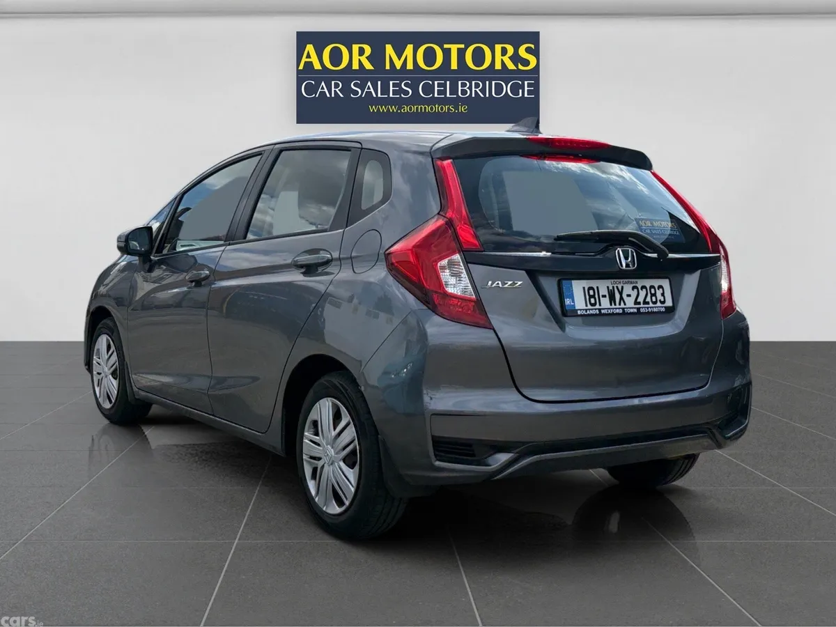 Honda Jazz Hatchback, Petrol, 2018, Grey