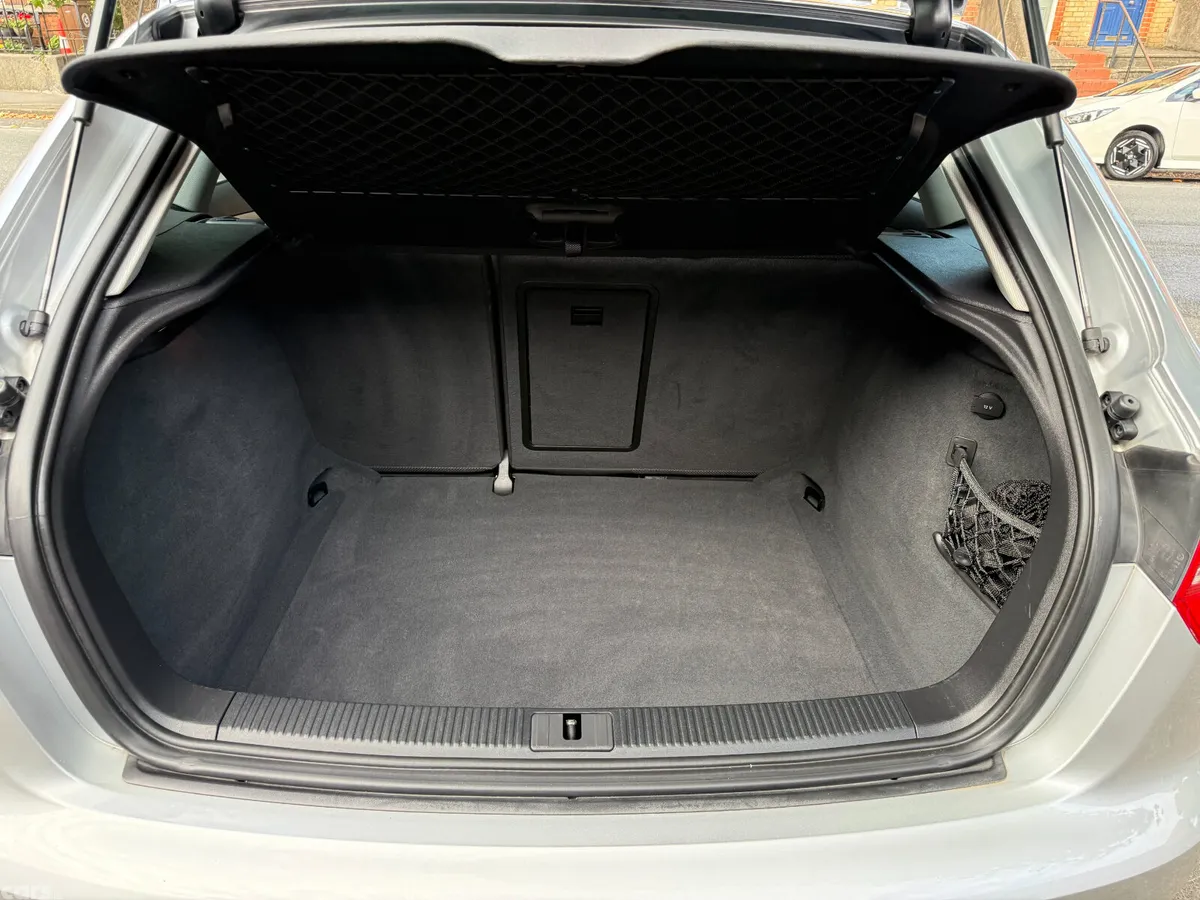 Audi A3 Hatchback, Petrol, 2011, Silver
