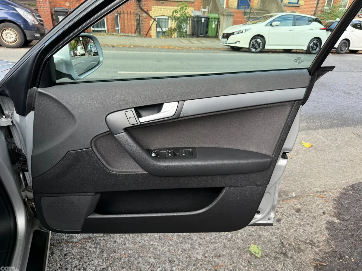 Audi A3 Hatchback, Petrol, 2011, Silver