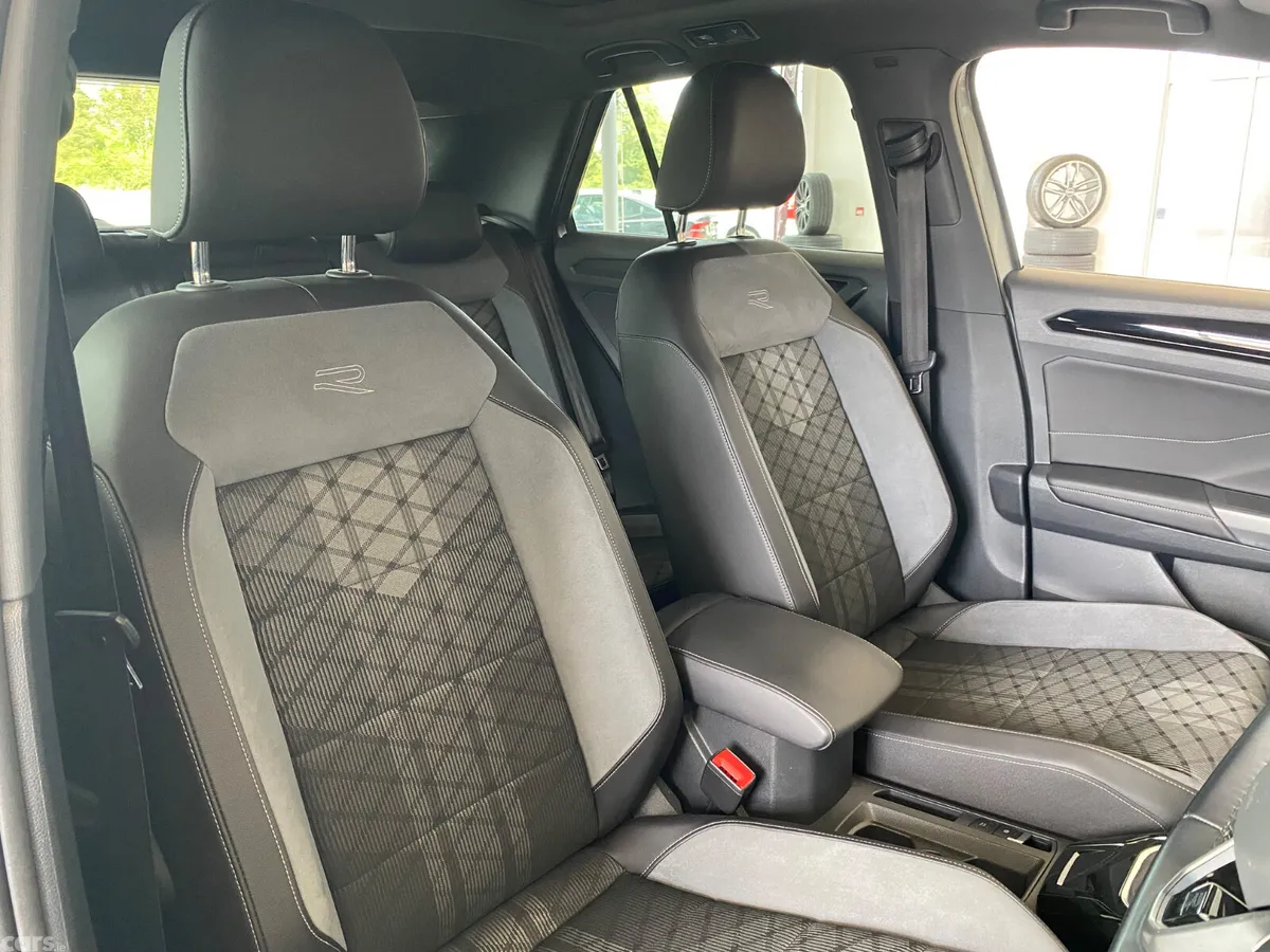 Volkswagen T-Roc SUV, Petrol, 2023, Grey