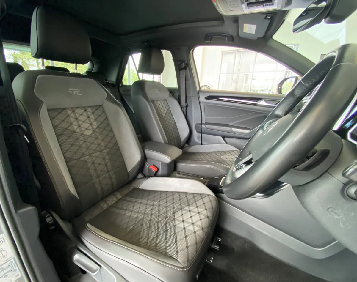 Volkswagen T-Roc SUV, Petrol, 2023, Grey