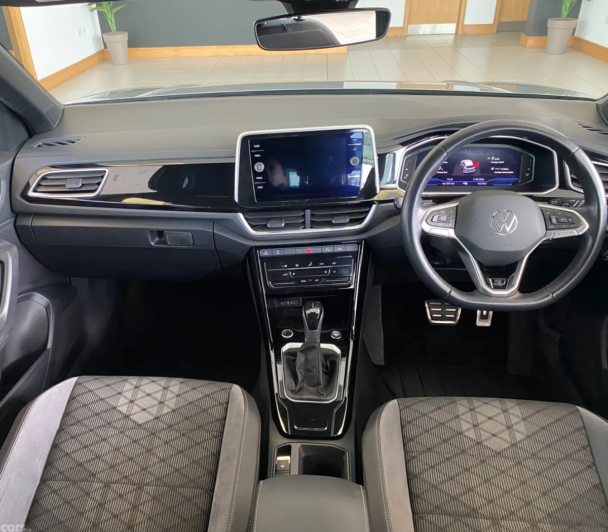 Volkswagen T-Roc SUV, Petrol, 2023, Grey