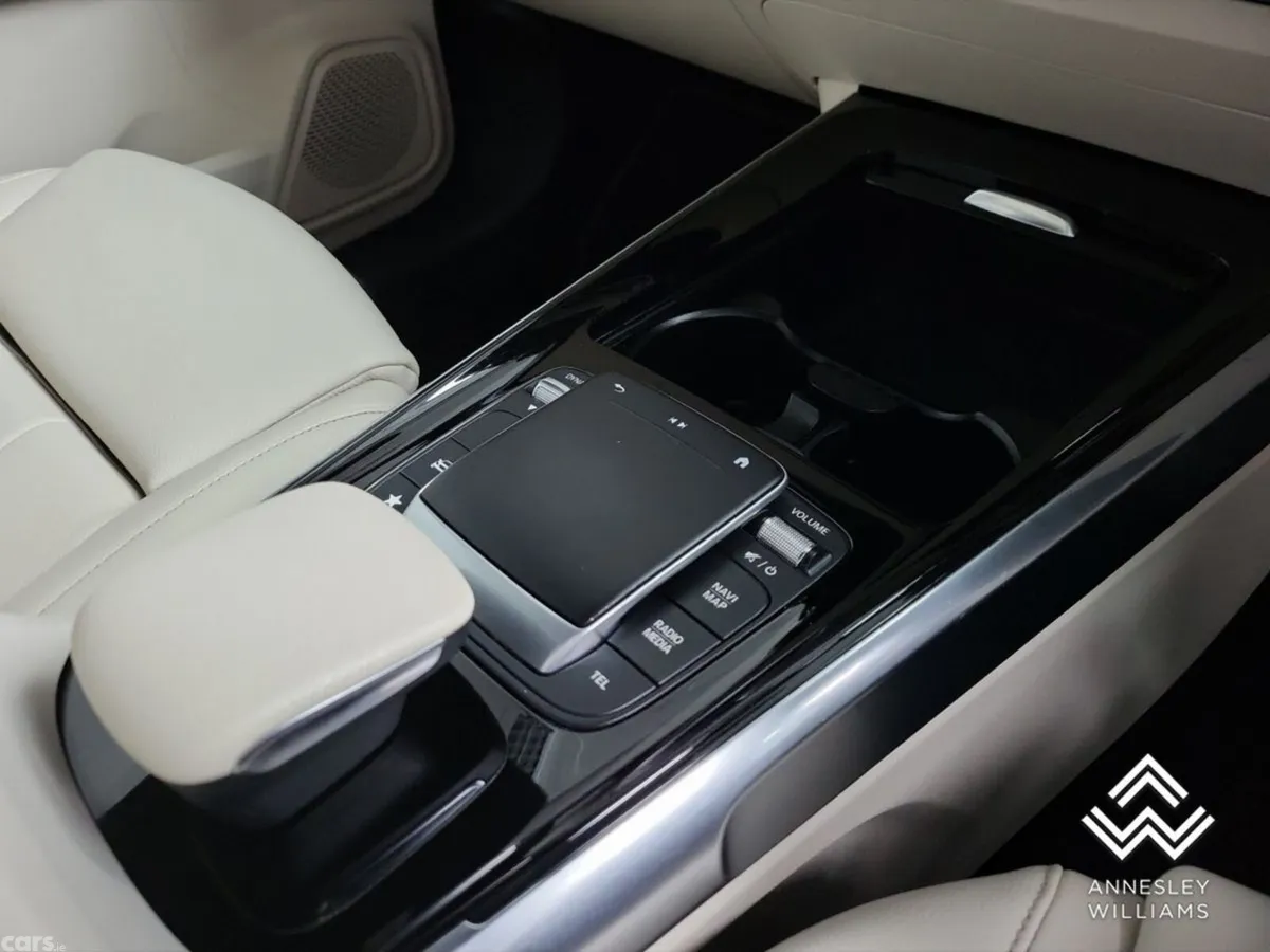 Mercedes-Benz GLB Estate, Diesel, 2020, Black