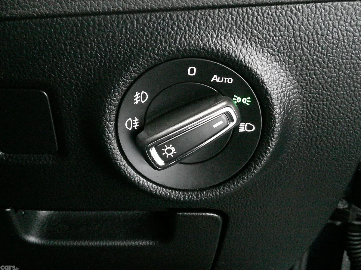 Skoda Superb Saloon, Diesel, 2021, Blue