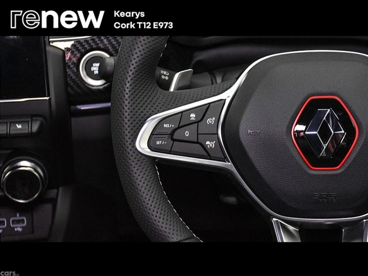 Renault Arkana SUV, Petrol, 2022, Red