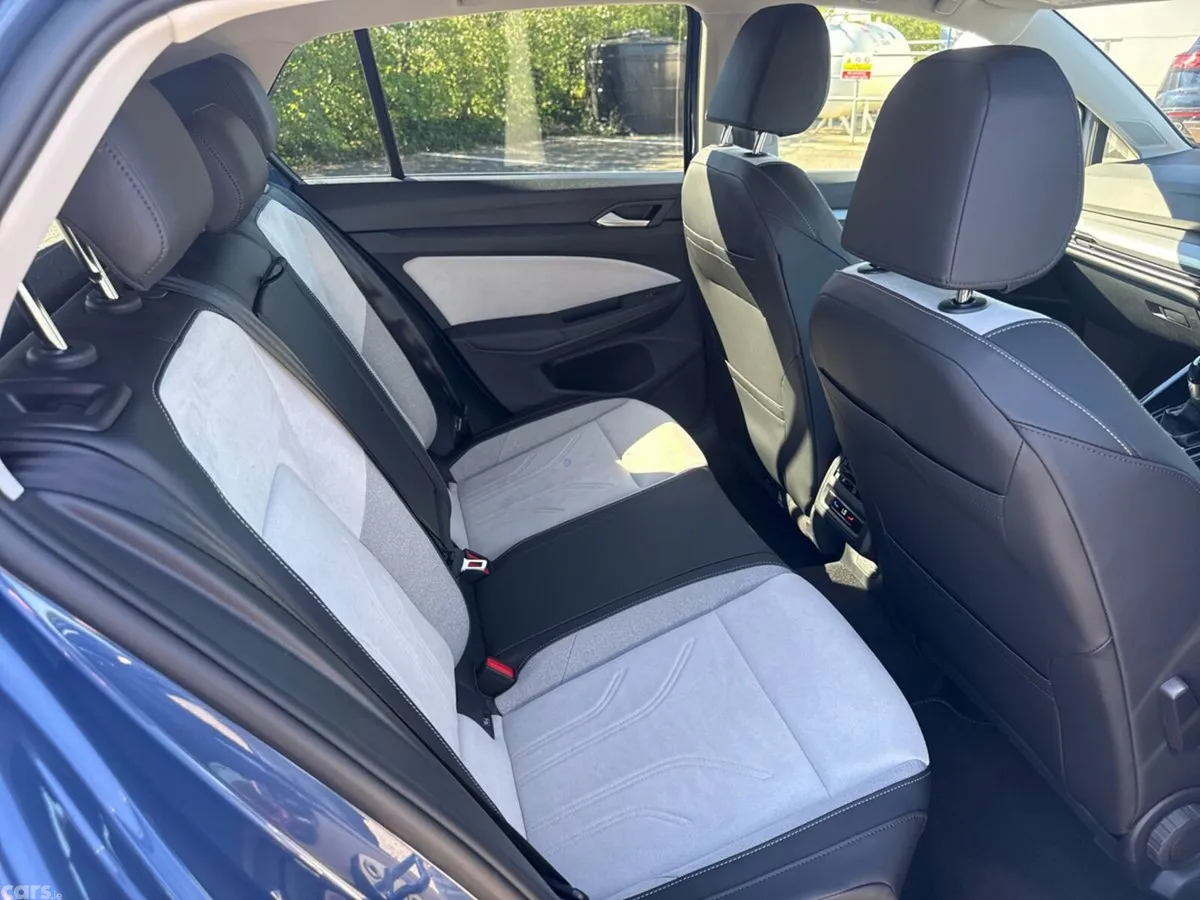 Volkswagen Golf Hatchback, Petrol, 2026, Blue
