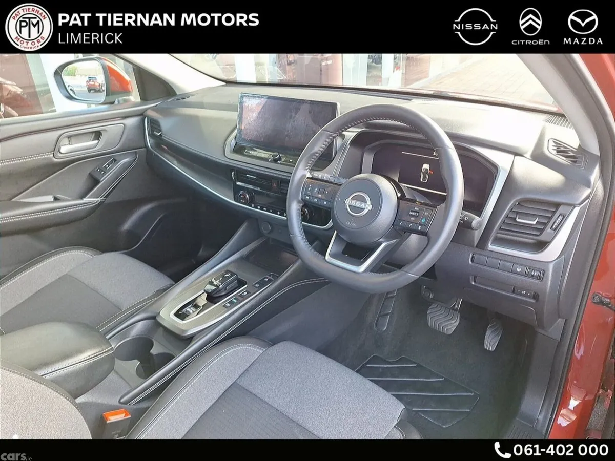 Nissan Qashqai MPV, Petrol Hybrid, 2026, Red