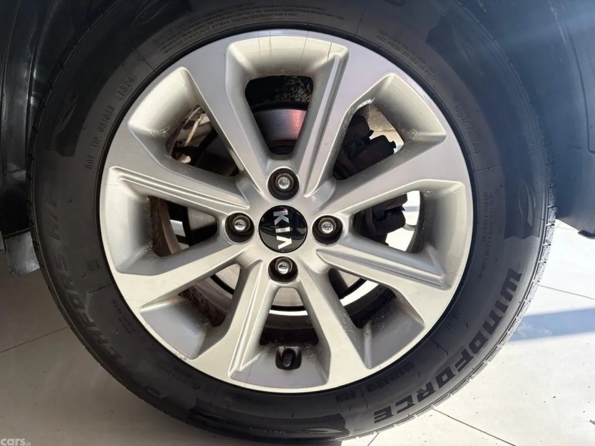 Kia Stonic Hatchback, Petrol, 2018, Grey