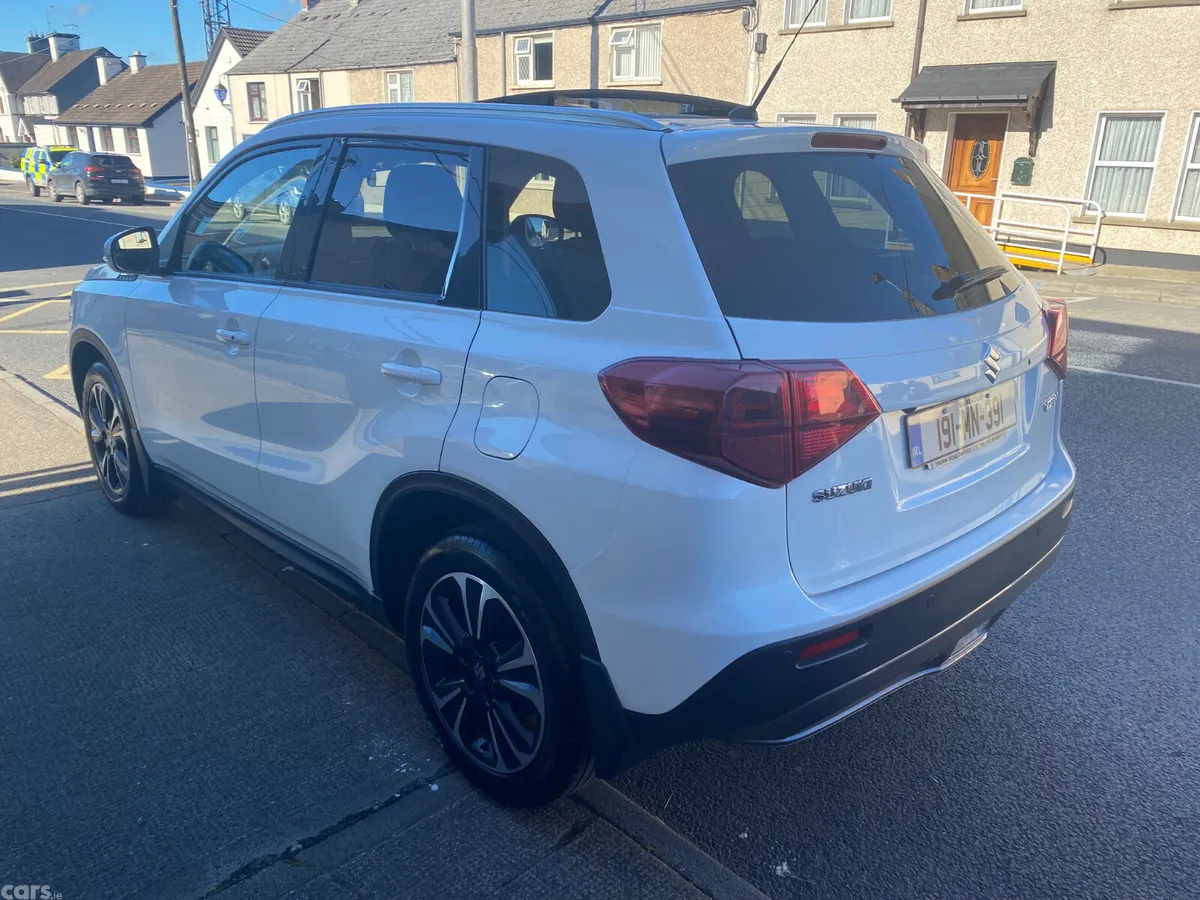 Suzuki Vitara SUV, Petrol, 2019, White