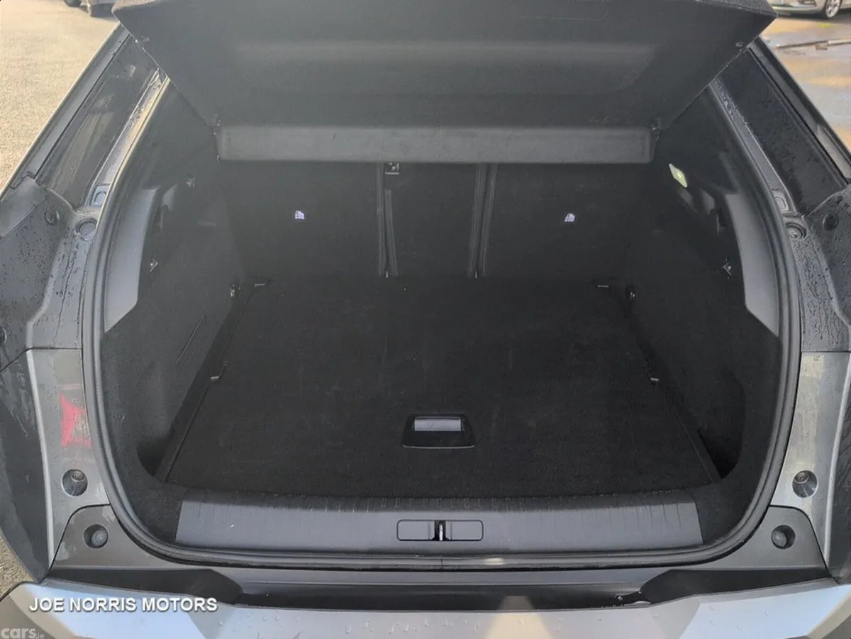 Peugeot 3008 SUV, Petrol Hybrid, 2026, Grey
