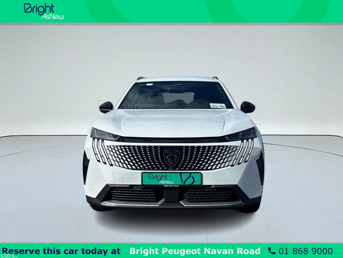 Peugeot 5008 MPV, Petrol, 2026, White