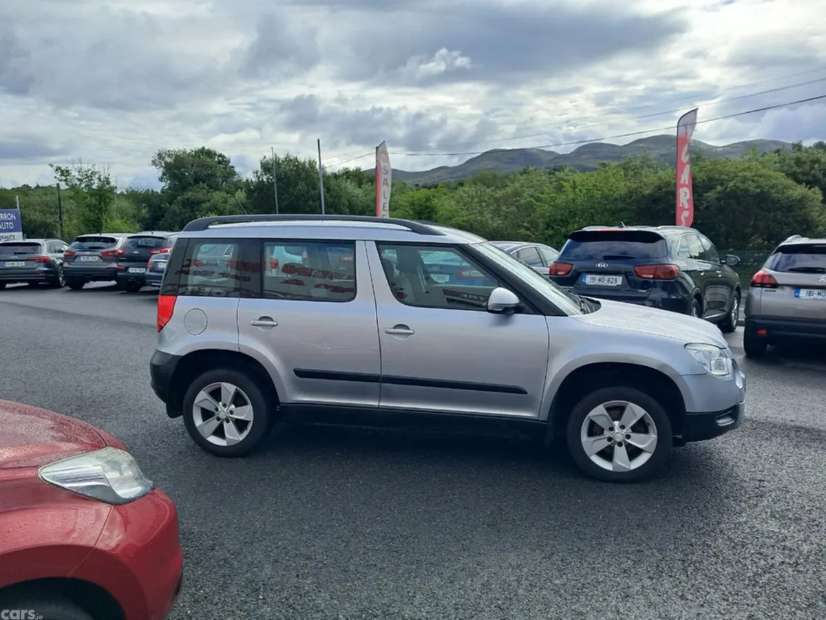 Skoda Yeti SUV, Diesel, 2011, Silver