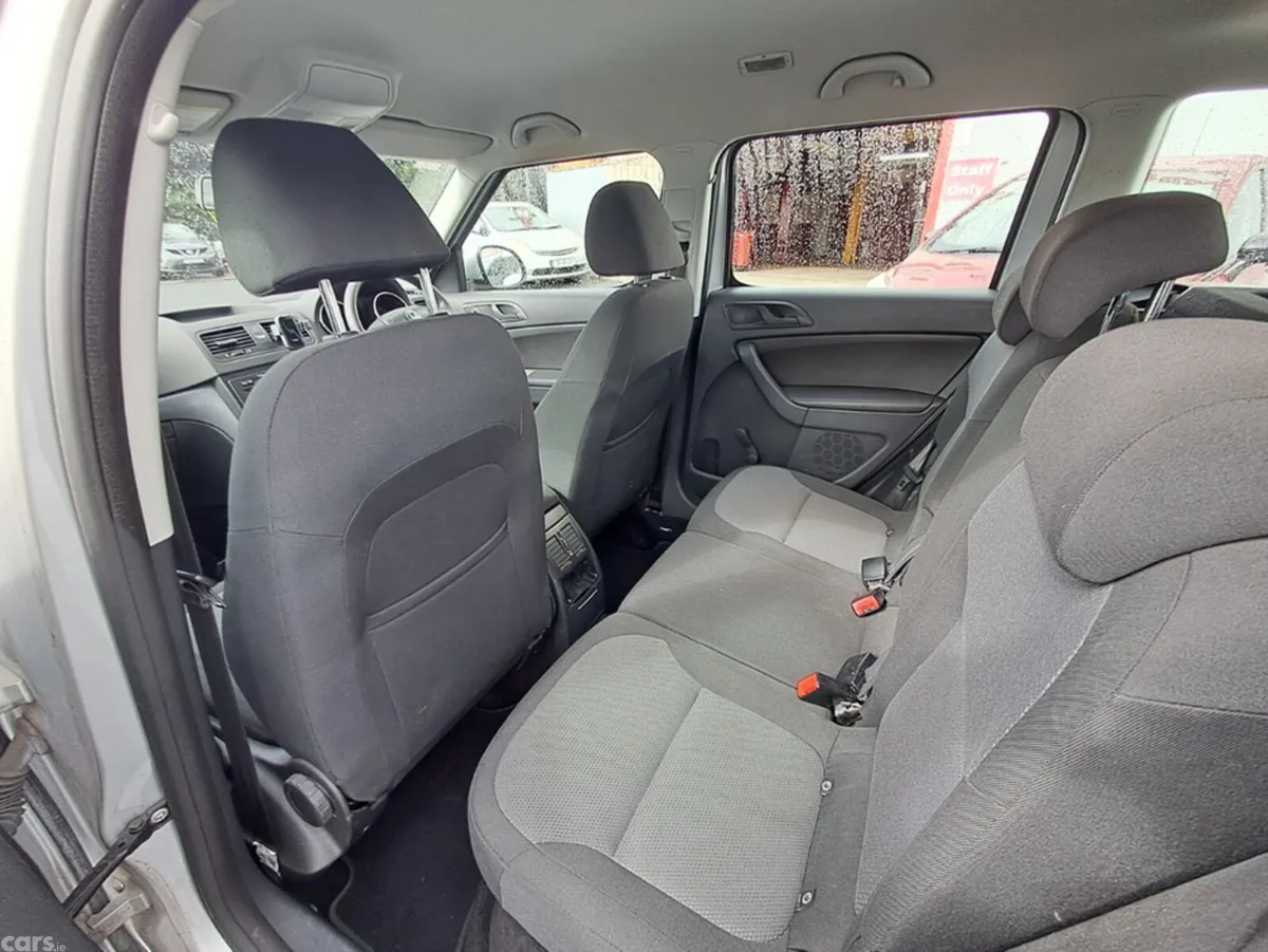 Skoda Yeti SUV, Diesel, 2011, Silver