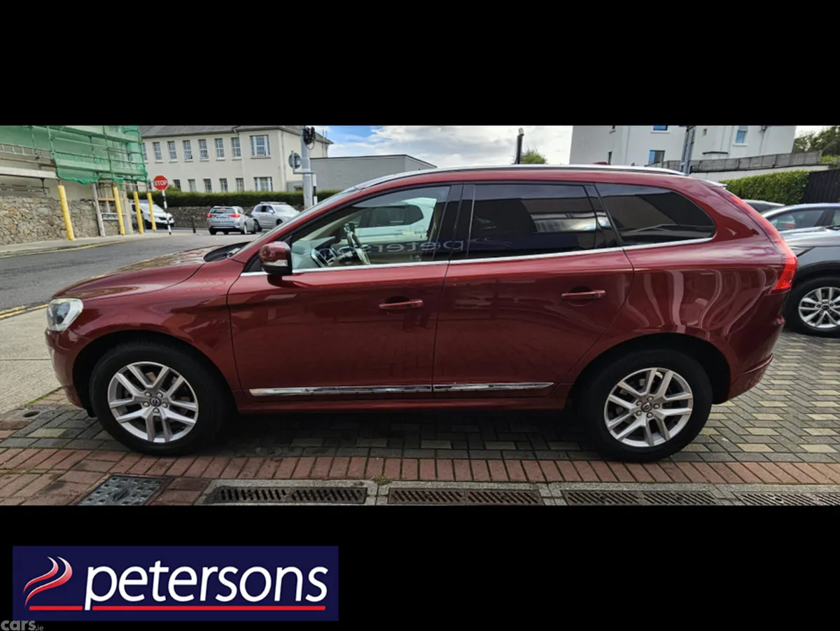 Volvo XC60 Estate, Diesel, 2017, Red