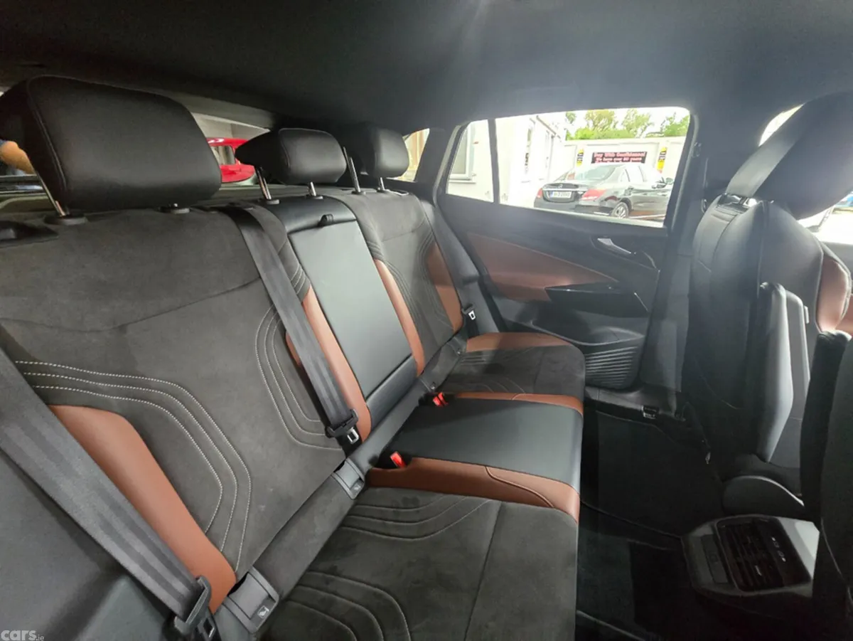 Volkswagen ID.4 Estate, Electric, 2023, Black