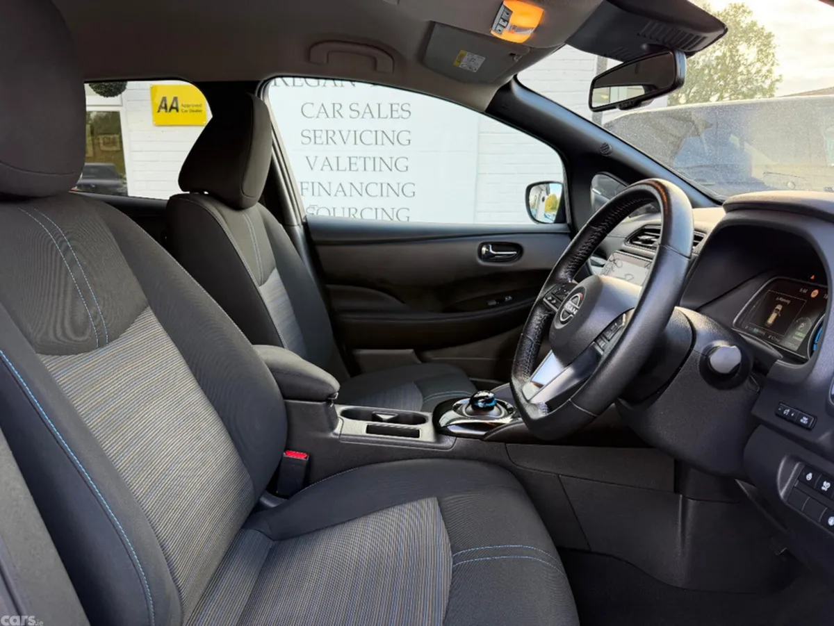 Nissan Leaf Hatchback, Electric, 2024, Black