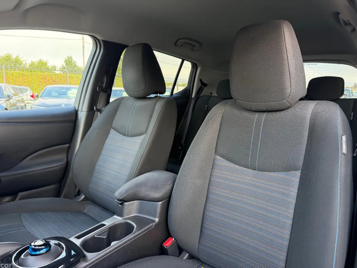 Nissan Leaf Hatchback, Electric, 2024, Black