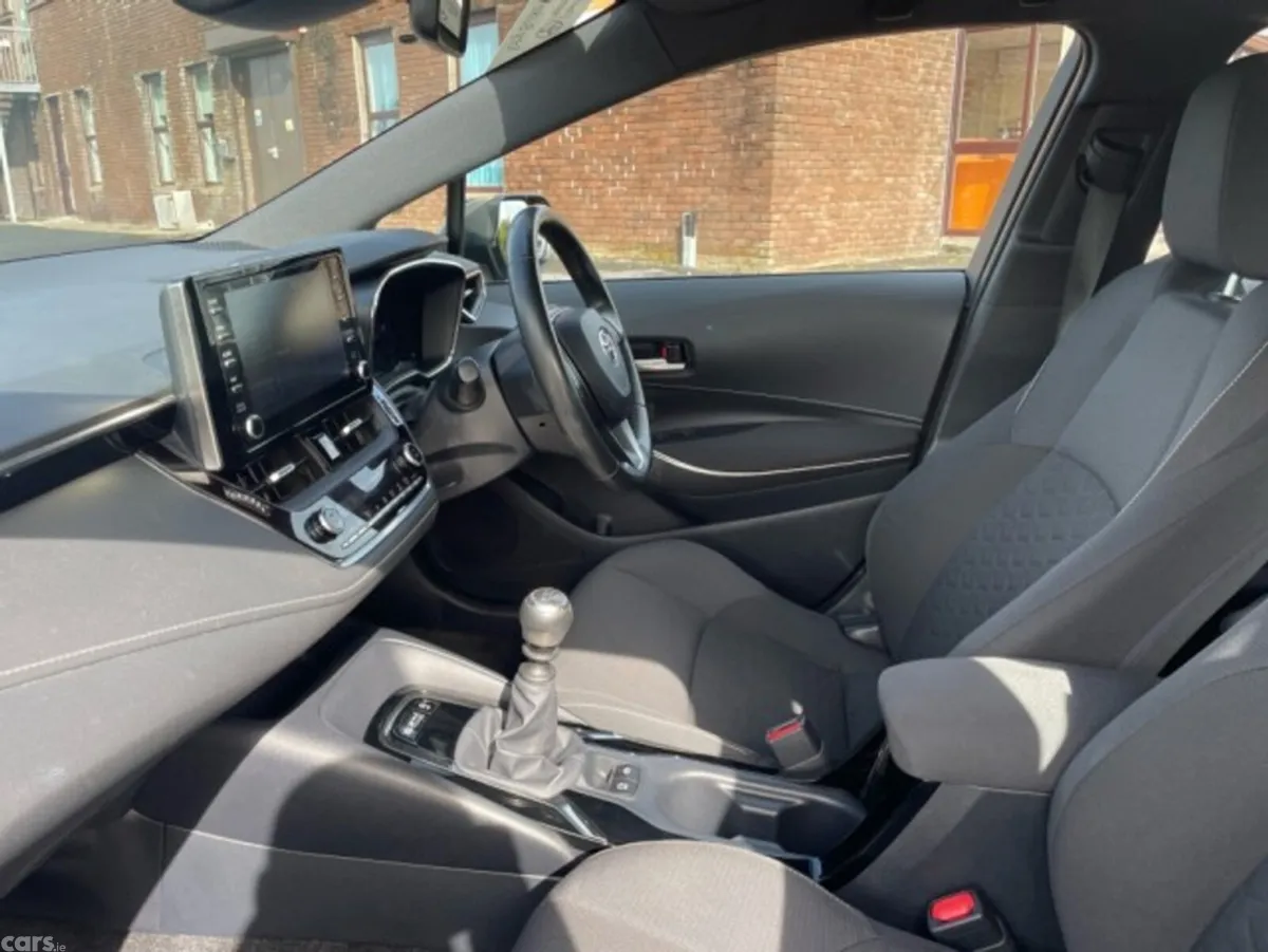 Toyota Corolla Hatchback, Petrol, 2020, Brown