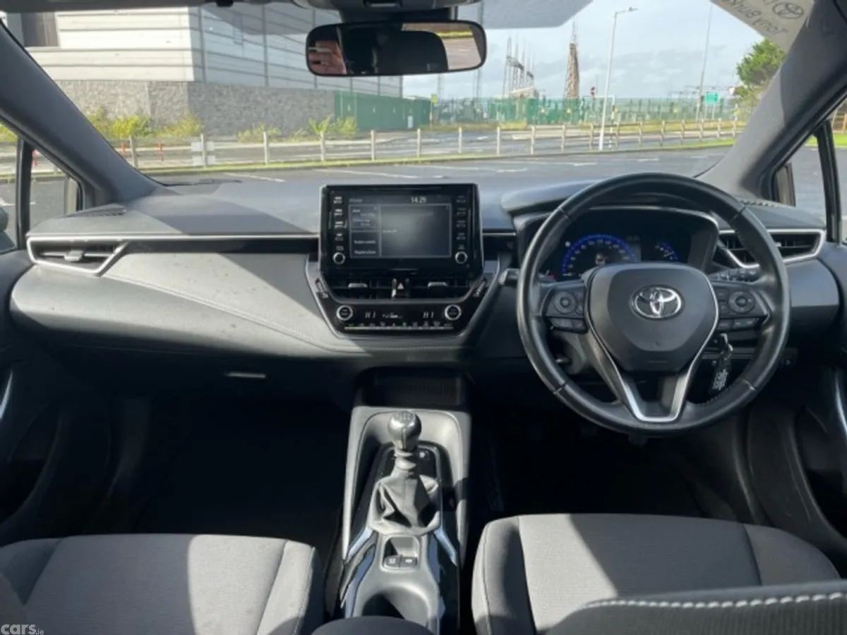 Toyota Corolla Hatchback, Petrol, 2020, Brown