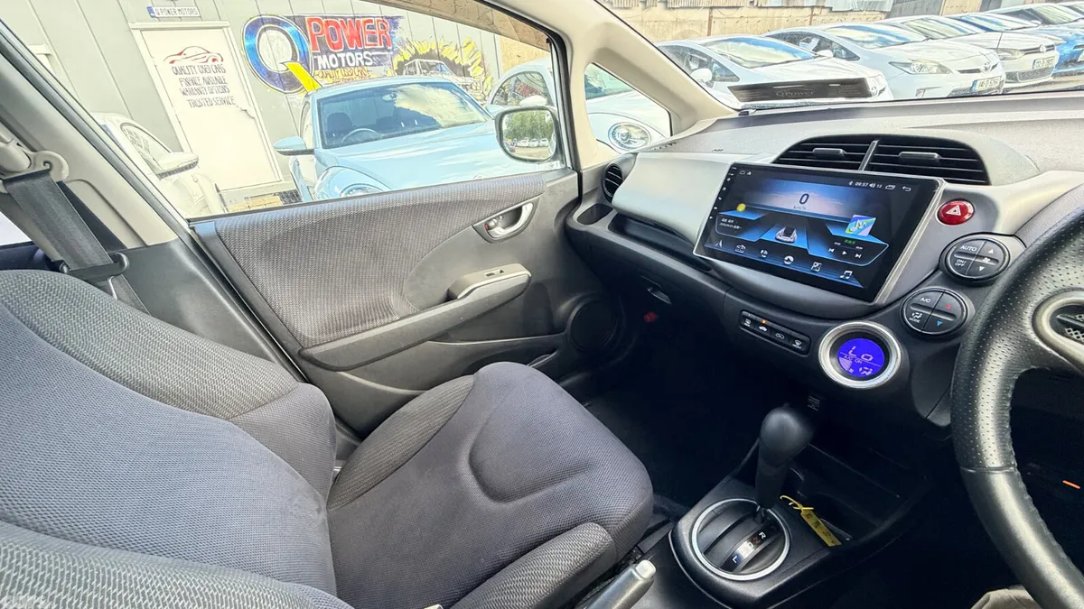 Honda Fit Hatchback, Petrol Hybrid, 2013, White