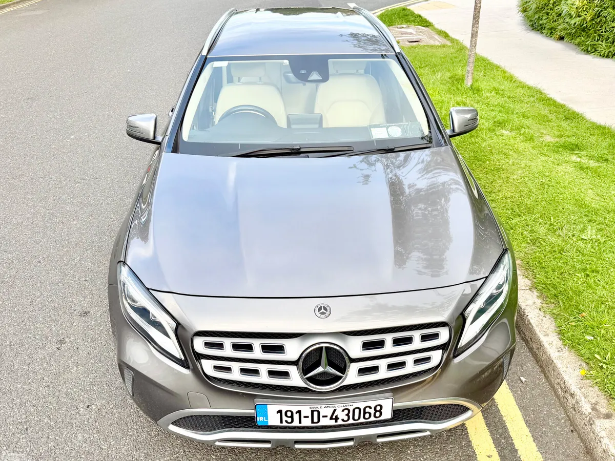 Mercedes-Benz GLA SUV, Petrol, 2019, Grey