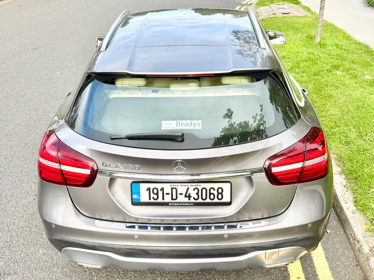 Mercedes-Benz GLA SUV, Petrol, 2019, Grey