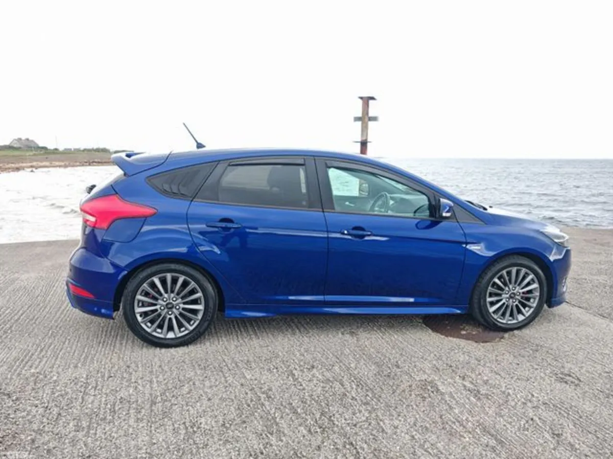 Ford Focus Hatchback, Diesel, 2018, Blue