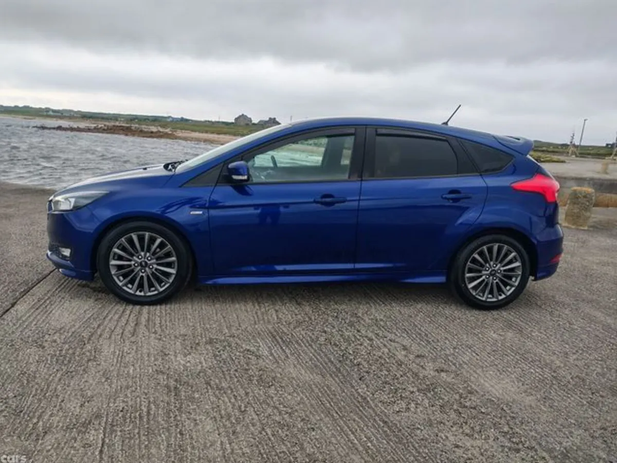 Ford Focus Hatchback, Diesel, 2018, Blue