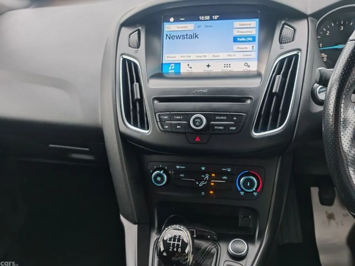 Ford Focus Hatchback, Diesel, 2018, Blue