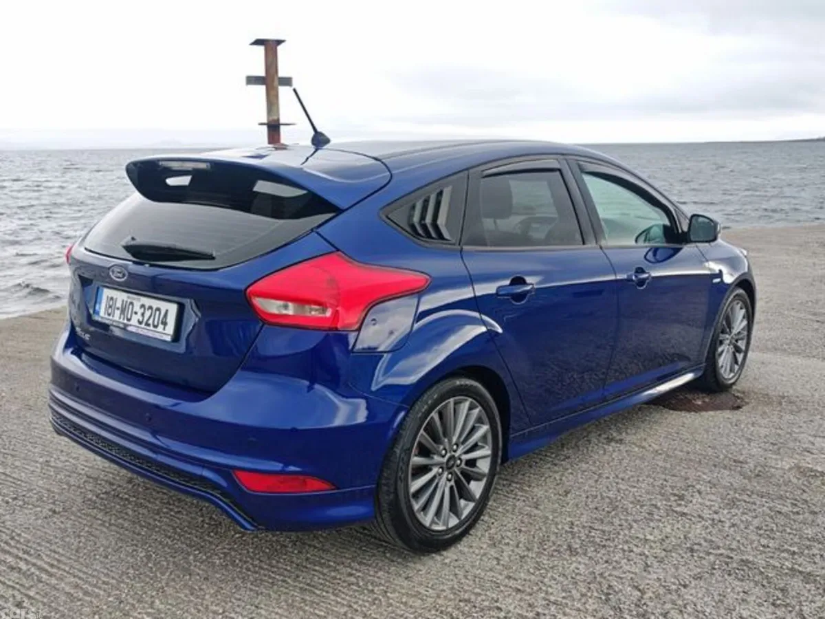 Ford Focus Hatchback, Diesel, 2018, Blue