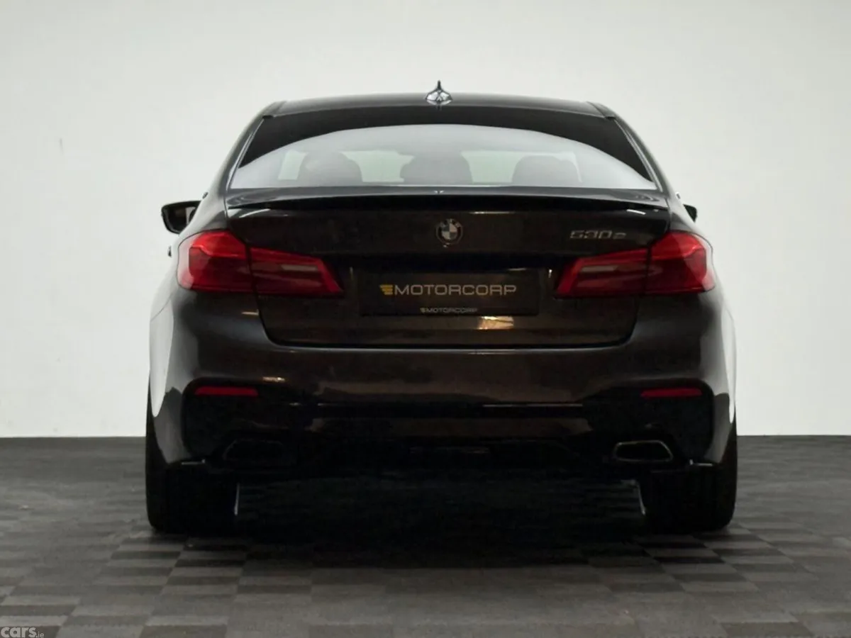 BMW 5-Series Saloon, Petrol Plug-in Hybrid, 2018, Grey