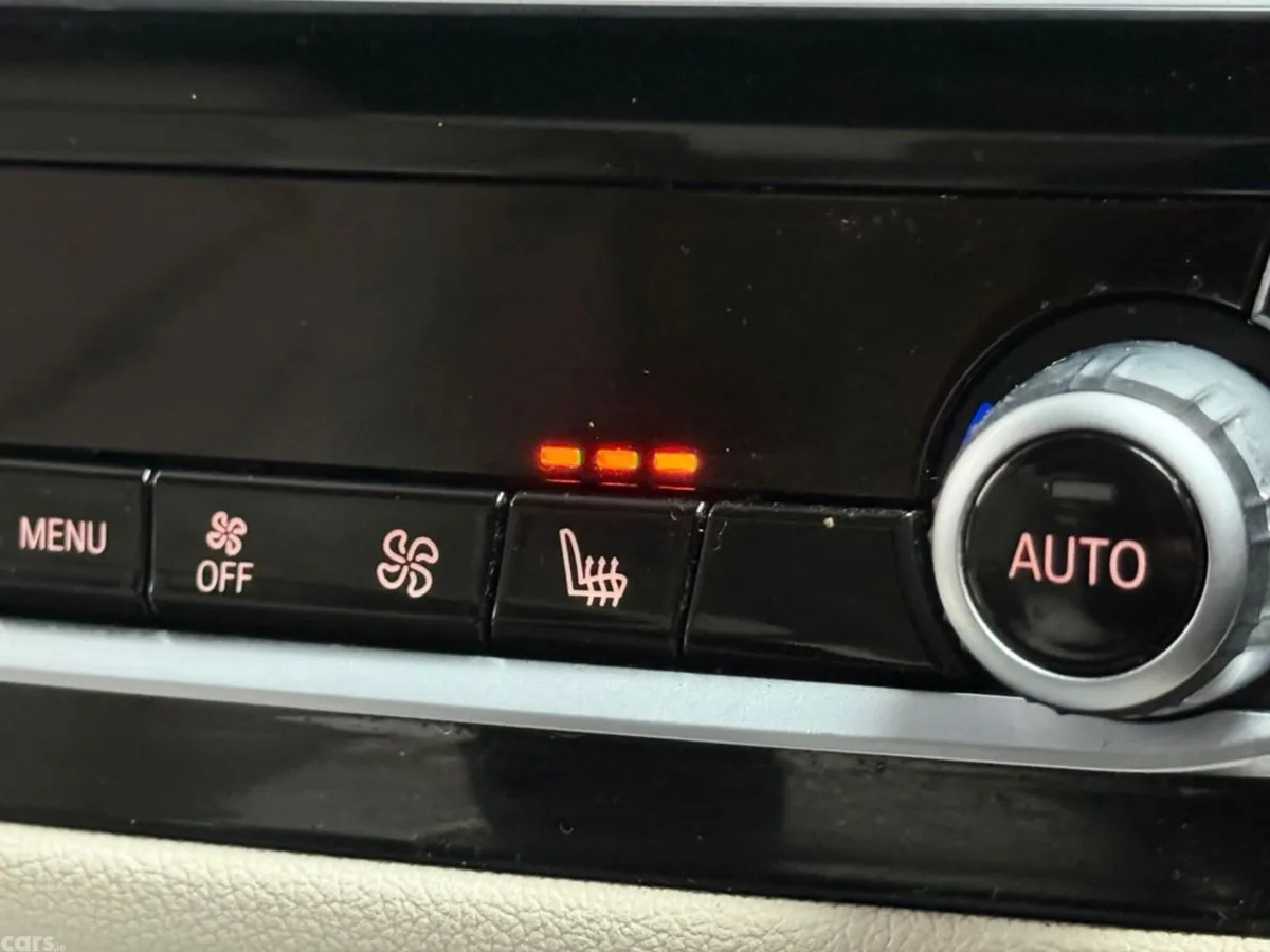 BMW 5-Series Saloon, Petrol Plug-in Hybrid, 2018, Grey