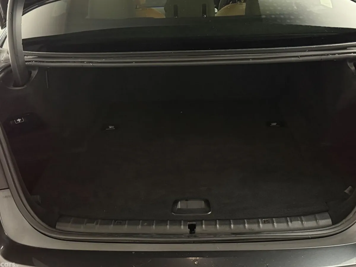 BMW 5-Series Saloon, Petrol Plug-in Hybrid, 2018, Grey