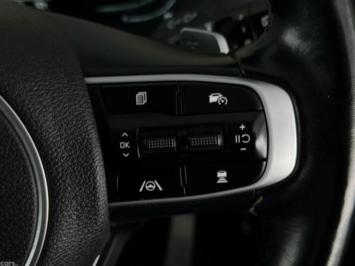 Kia Sportage SUV, Petrol Plug-in Hybrid, 2023, Black