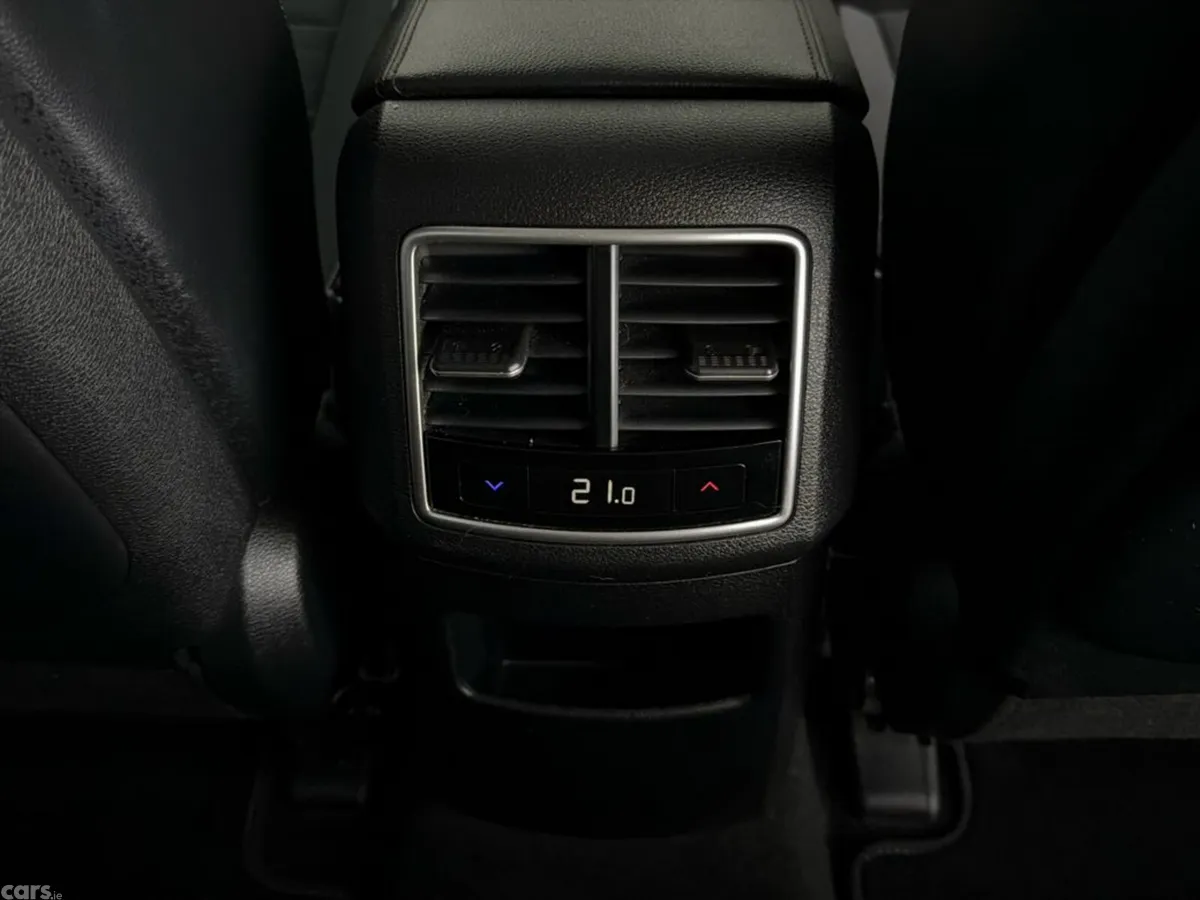 Kia Sportage SUV, Petrol Plug-in Hybrid, 2023, Black