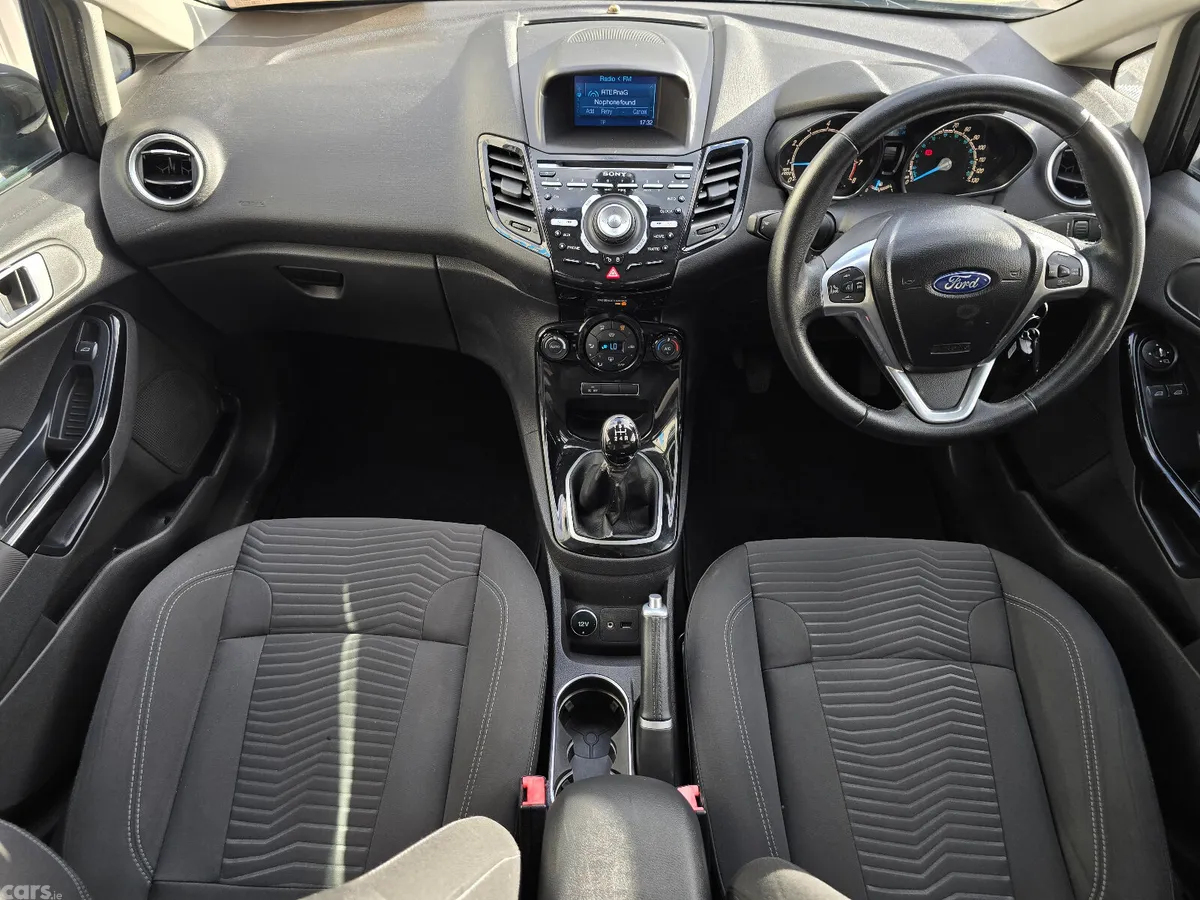 Ford Fiesta Hatchback, Petrol, 2014, Black