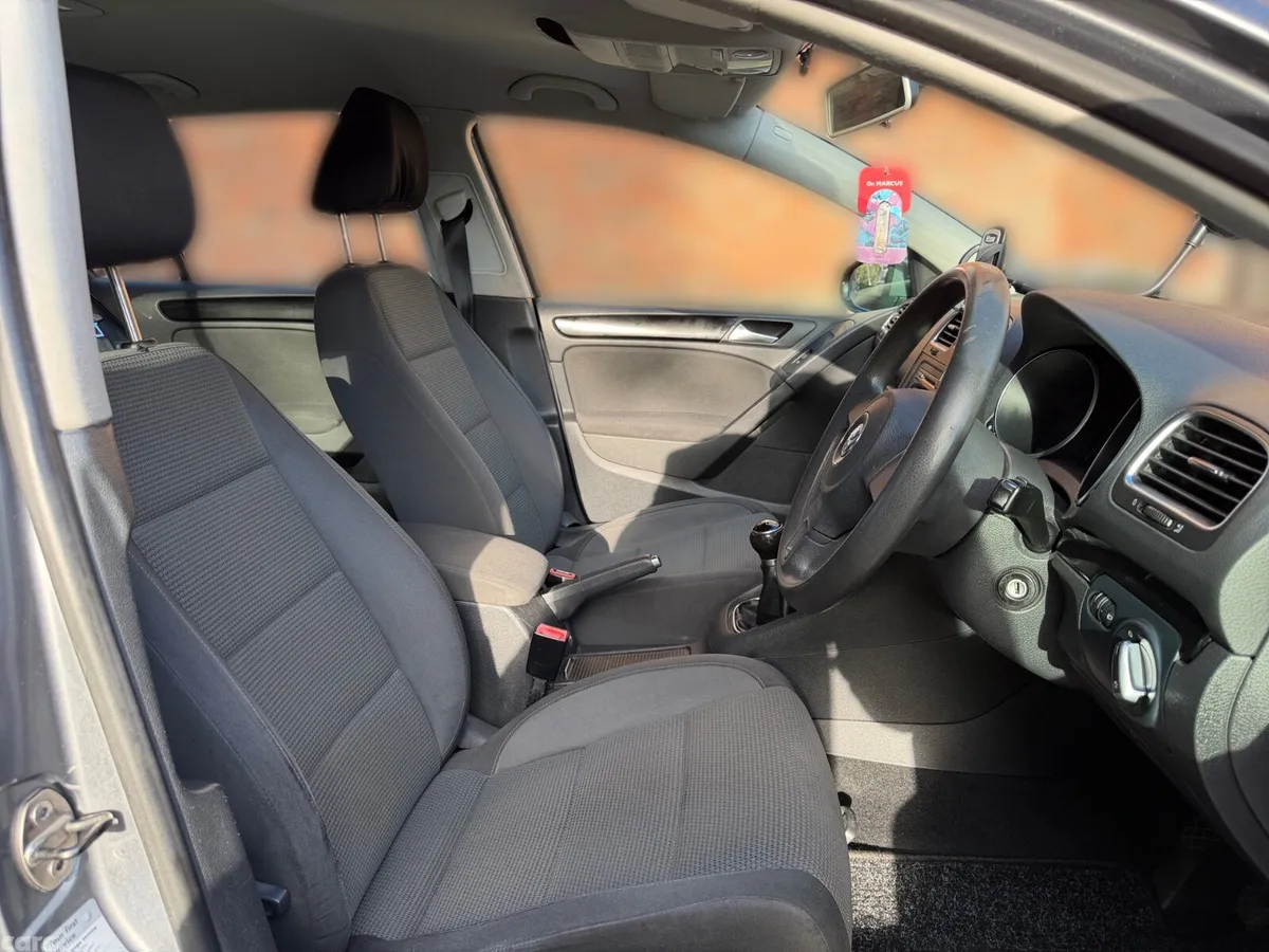 Volkswagen Golf Hatchback, Diesel, 2010, Grey