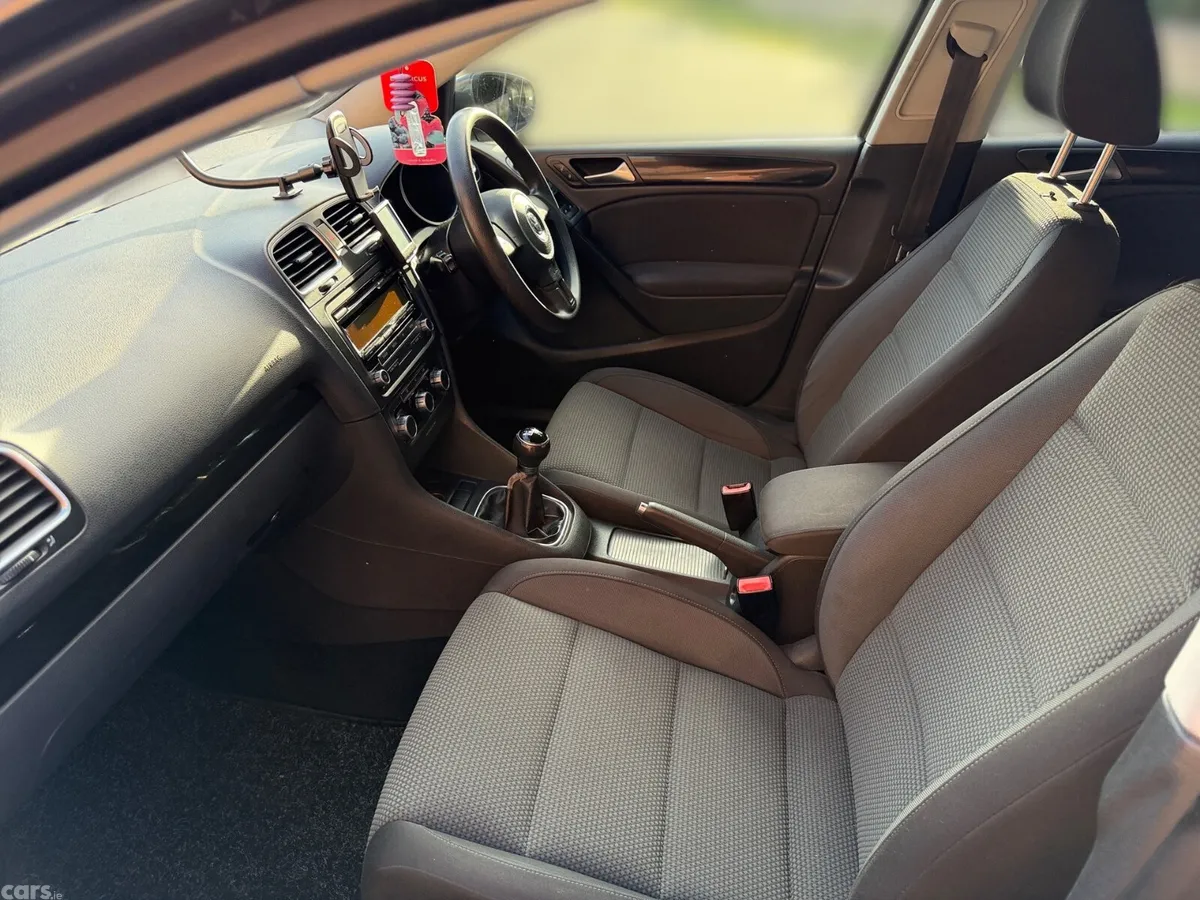 Volkswagen Golf Hatchback, Diesel, 2010, Grey