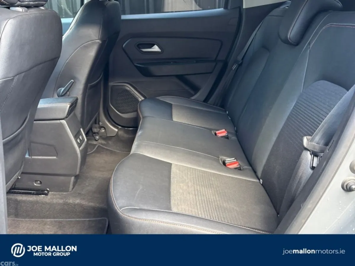 Dacia Duster SUV, Diesel, 2023, Grey