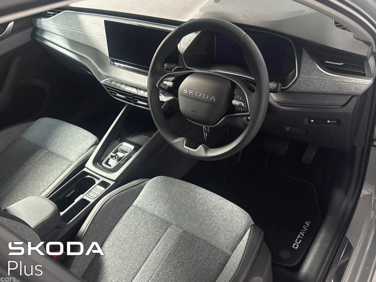 Skoda Octavia Saloon, Petrol Hybrid, 2025, Grey