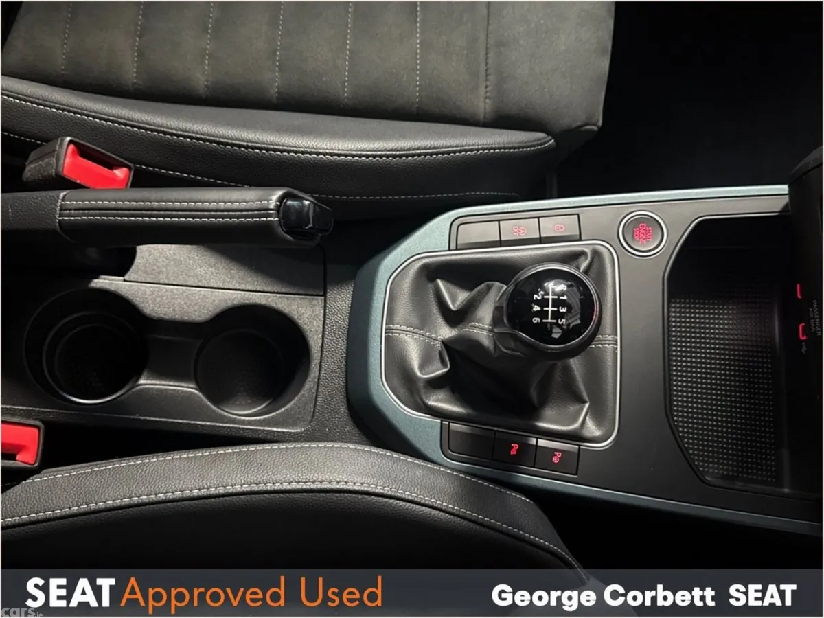 SEAT Arona SUV, Petrol, 2023, Silver