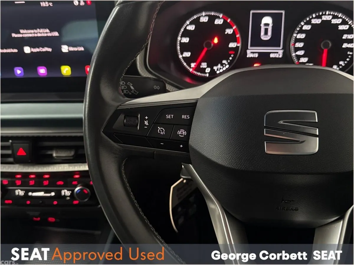 SEAT Arona SUV, Petrol, 2023, Silver