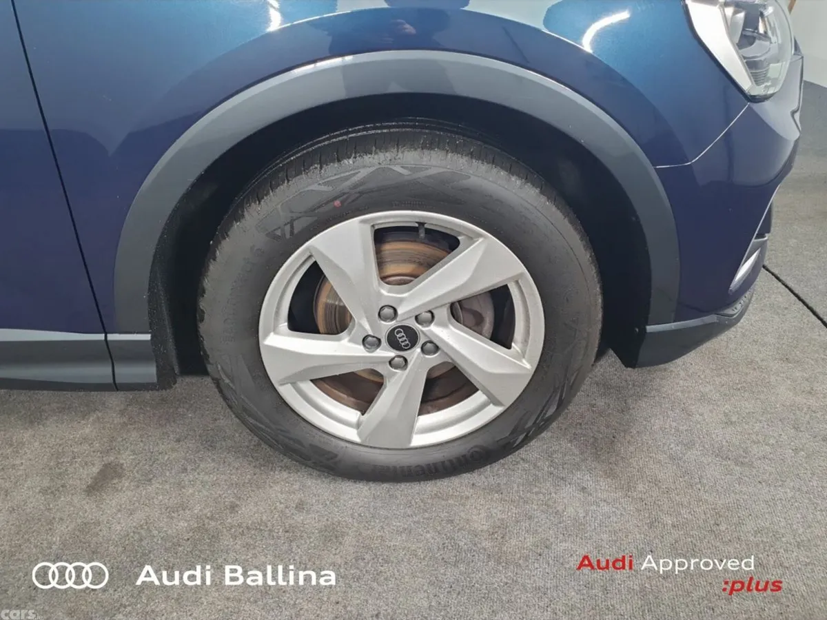 Audi Q3 SUV, Petrol, 2019, Blue