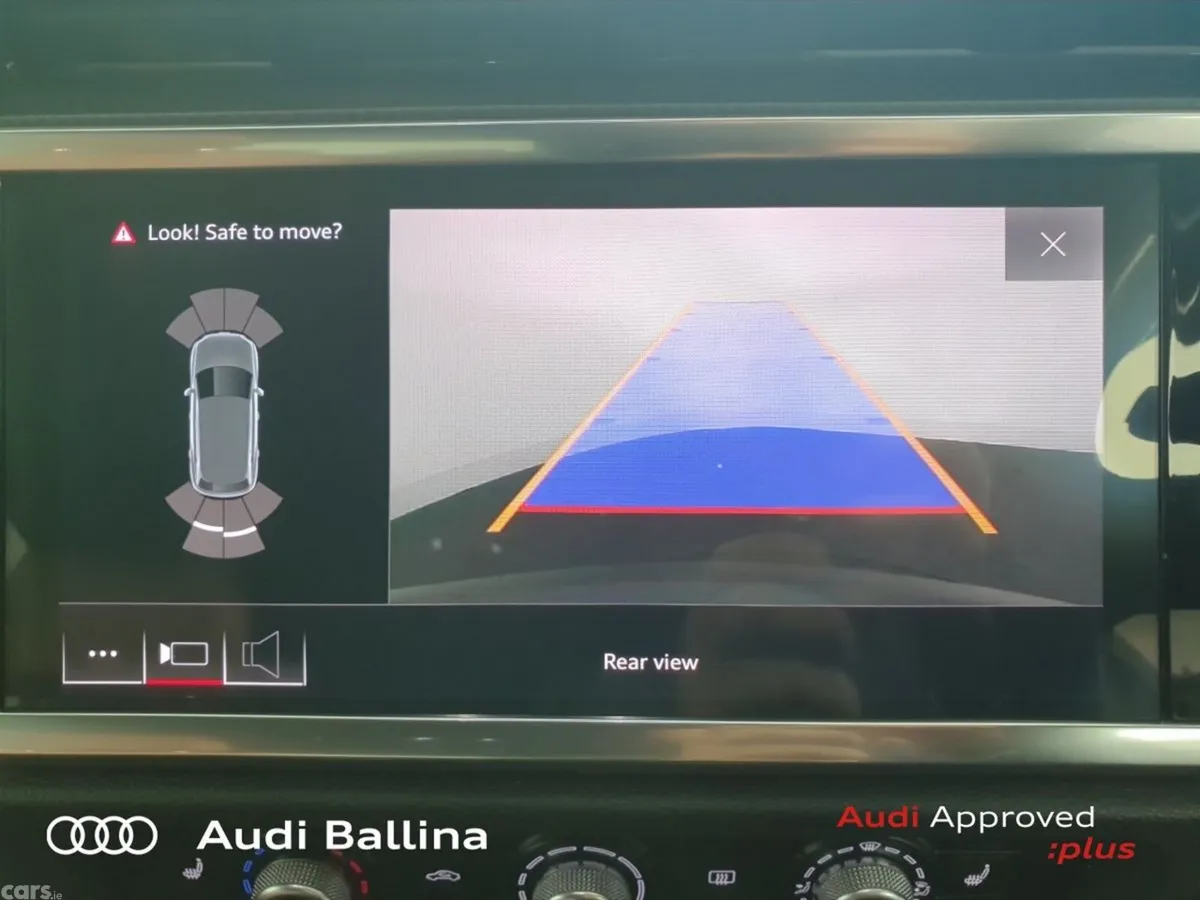 Audi Q3 SUV, Petrol, 2019, Blue
