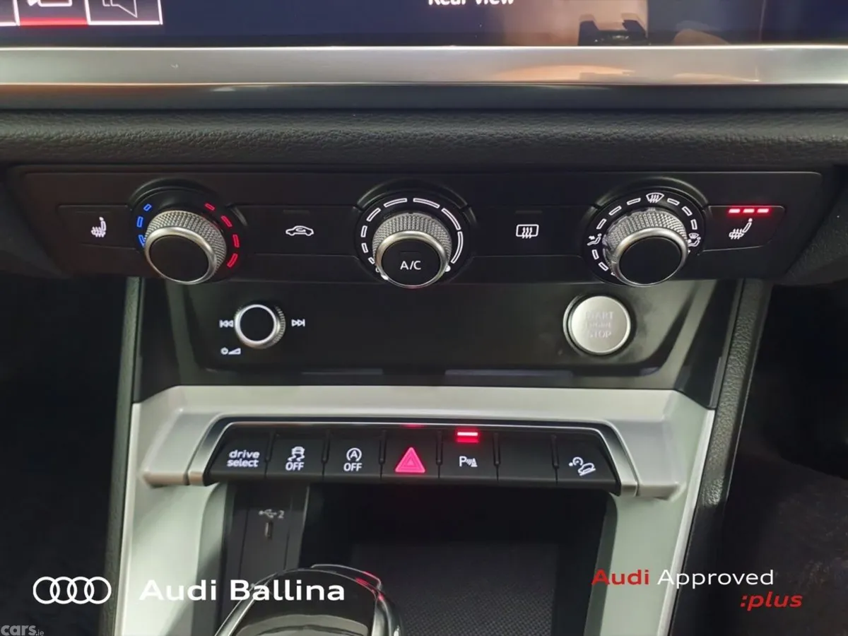 Audi Q3 SUV, Petrol, 2019, Blue